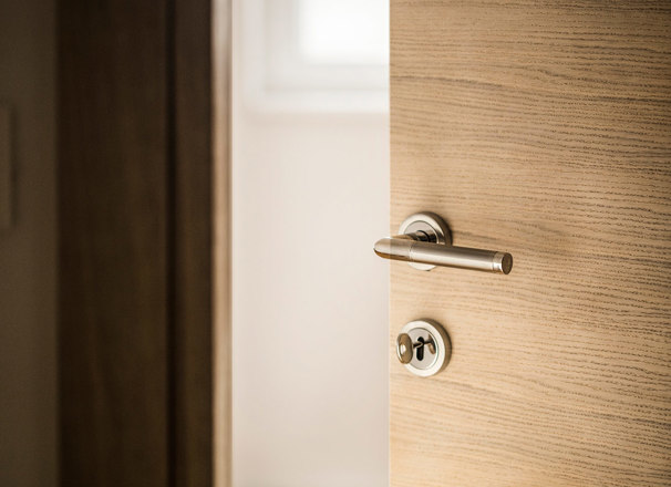 Ajar door